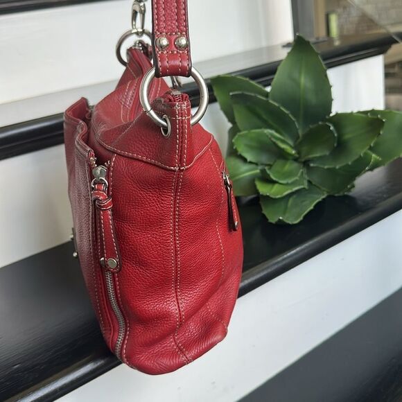 Tignanello Pebbled Leather Red Crossbody Shoulder Bag – Multiple Compartments - Picture 4 of 12